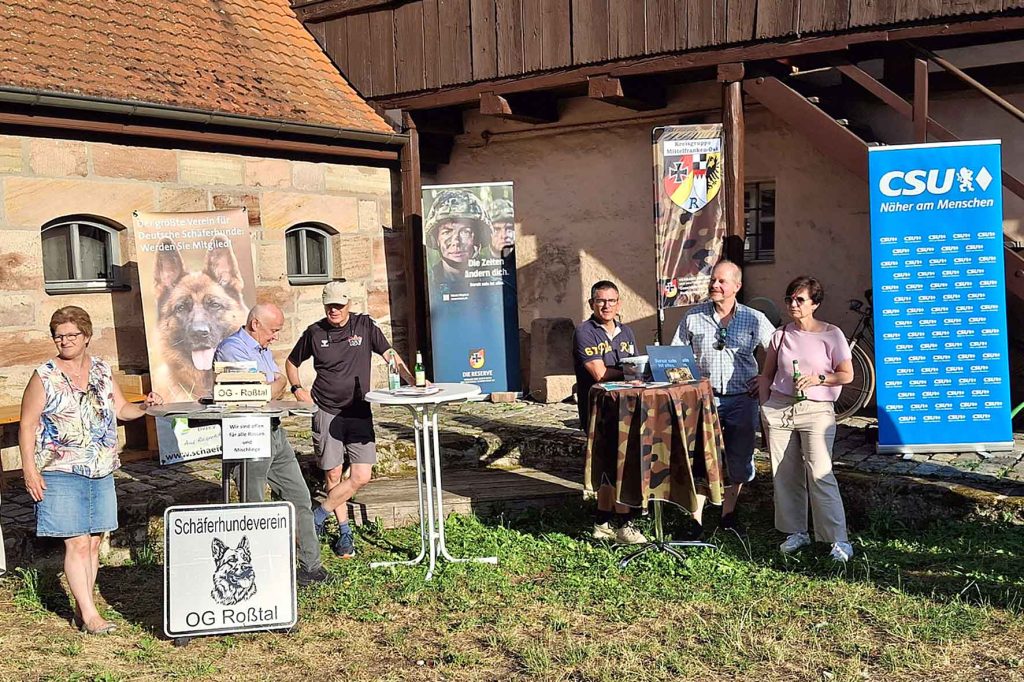 #Deutschland, #Bayern, #Franken, #Mittelfranken, #LandkreisFürth, #Roßtal, #Schäferhundevereinroßtal, #Schäferhunde, #Schäferhundeverein, #Hundesport, #Ausbildung, #Verkehrssicherheit, #Unterordnung, #MetropolregionNürnberg,